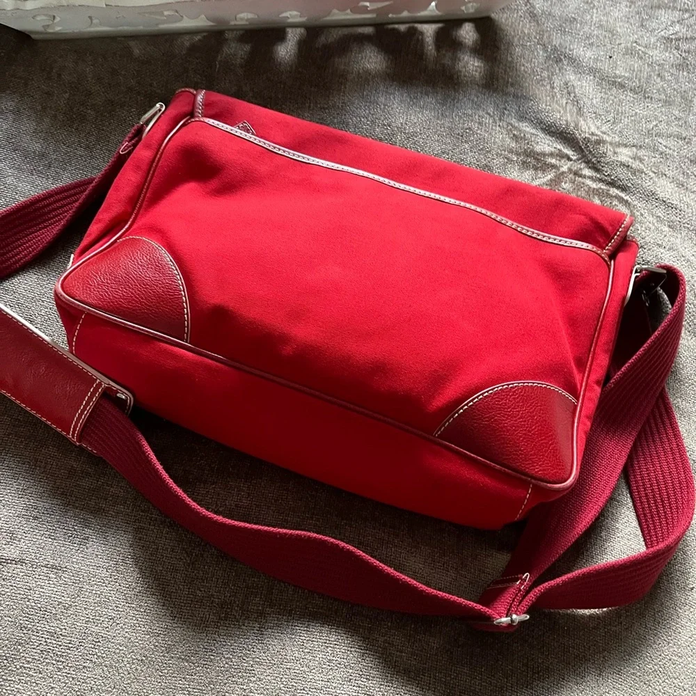 NWOT Isabella Fiore Red Diaper Bag - Picture 2 of 16